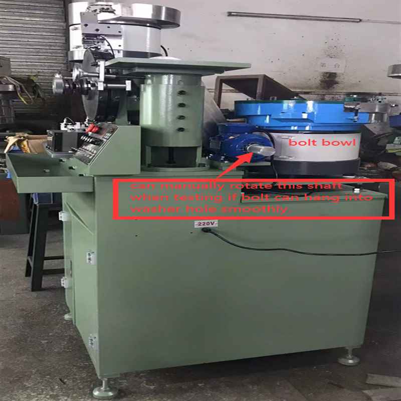 Bolt washer assembly machine