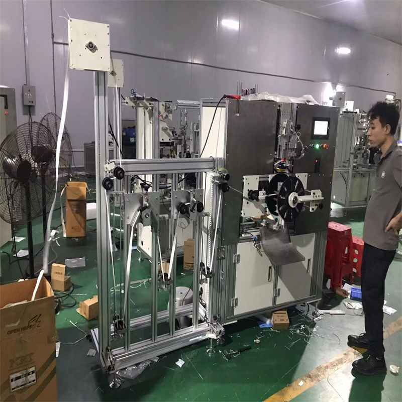 Automatic webbings rewinding machine