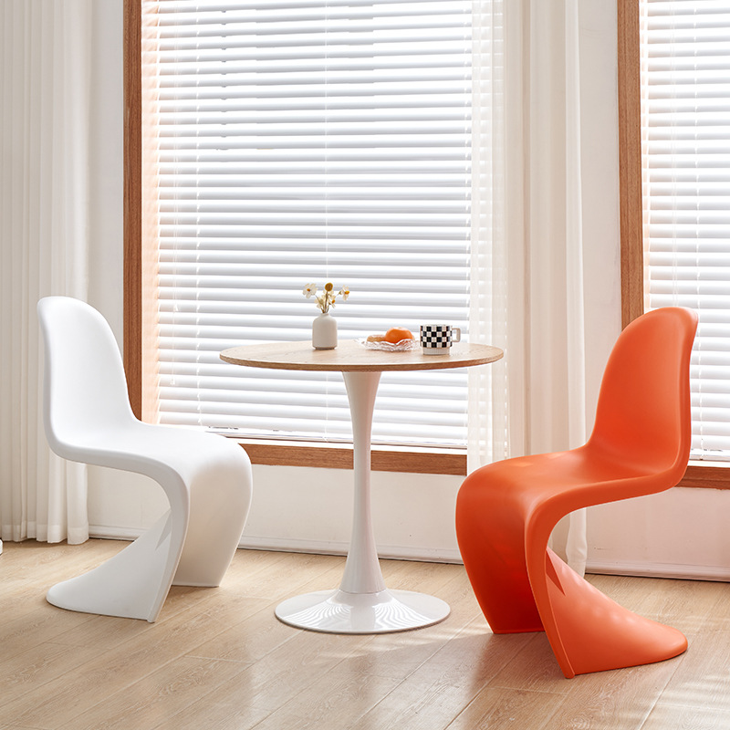 Panton Chair H-694