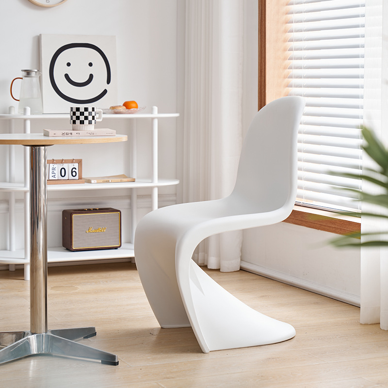 Panton Chair H-694