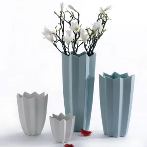 Modern ceramic vase WF06