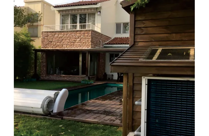 Gas Pool Heaters vs. Electric Pool Heat Pumps