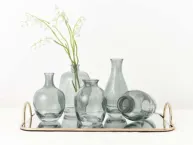 Benefits of Glass Vases for Decorating a Room
