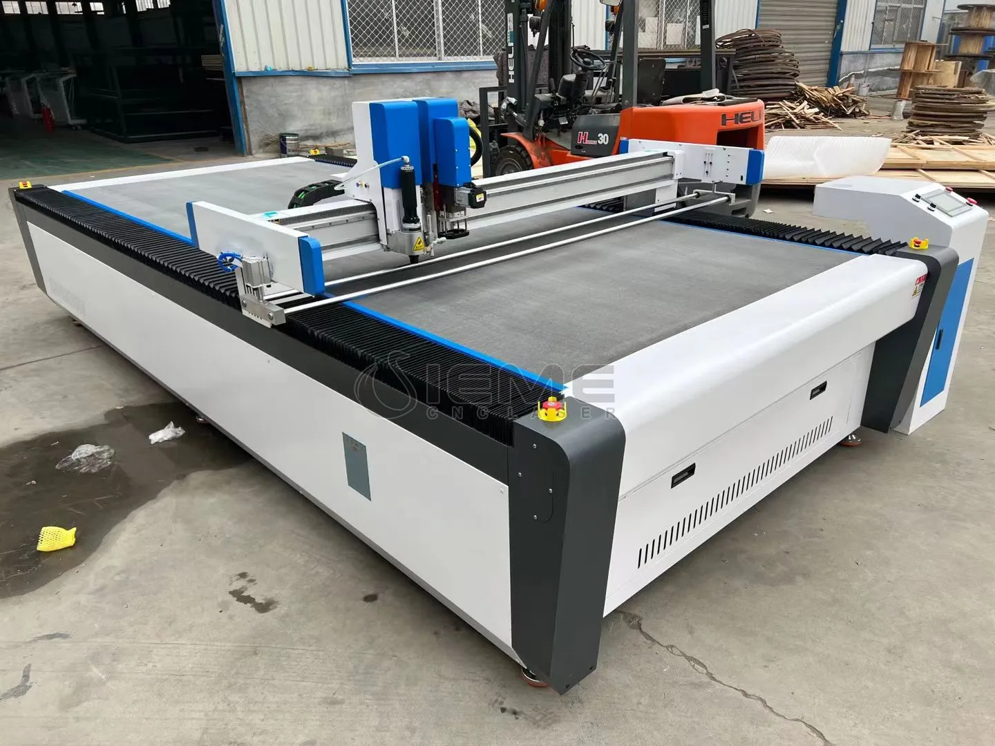 Foam Boad Contour CNC Cutting Machine