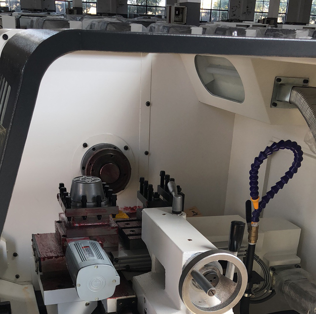 BHCK6130 CNC Lathe Machine