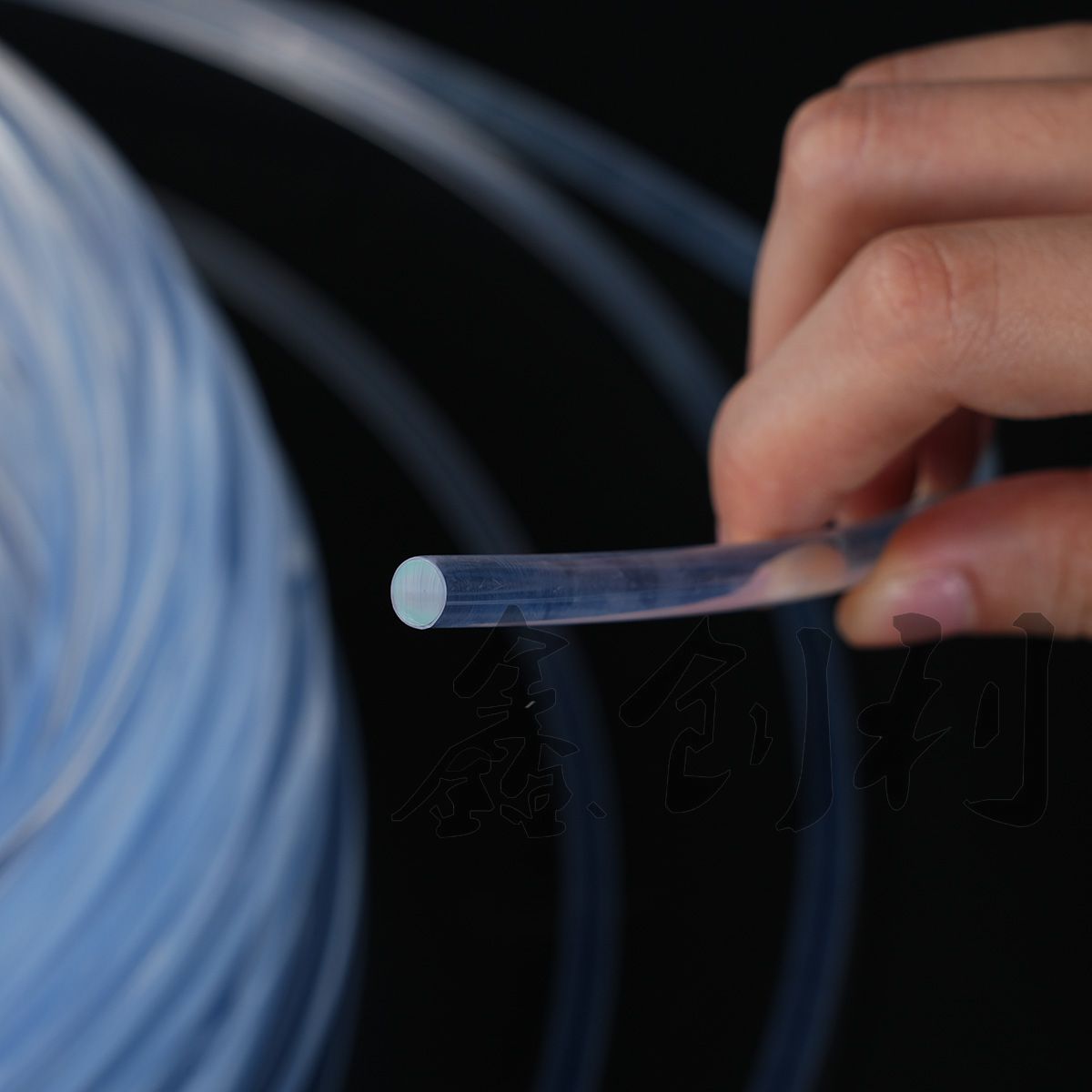 MMA side-glowing fiber redefines future optical communication and lighting