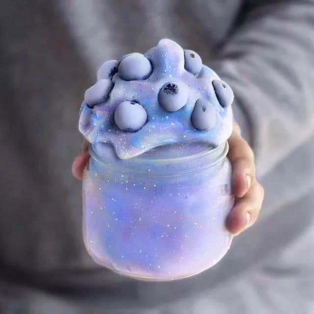 The Blue Storm is Coming: The Rise and Charm of Natural Blue Pigments