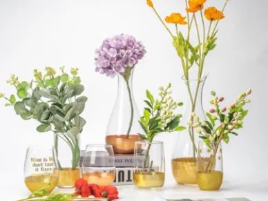 How to Choose the Right Vase Shape for Your Flowers?