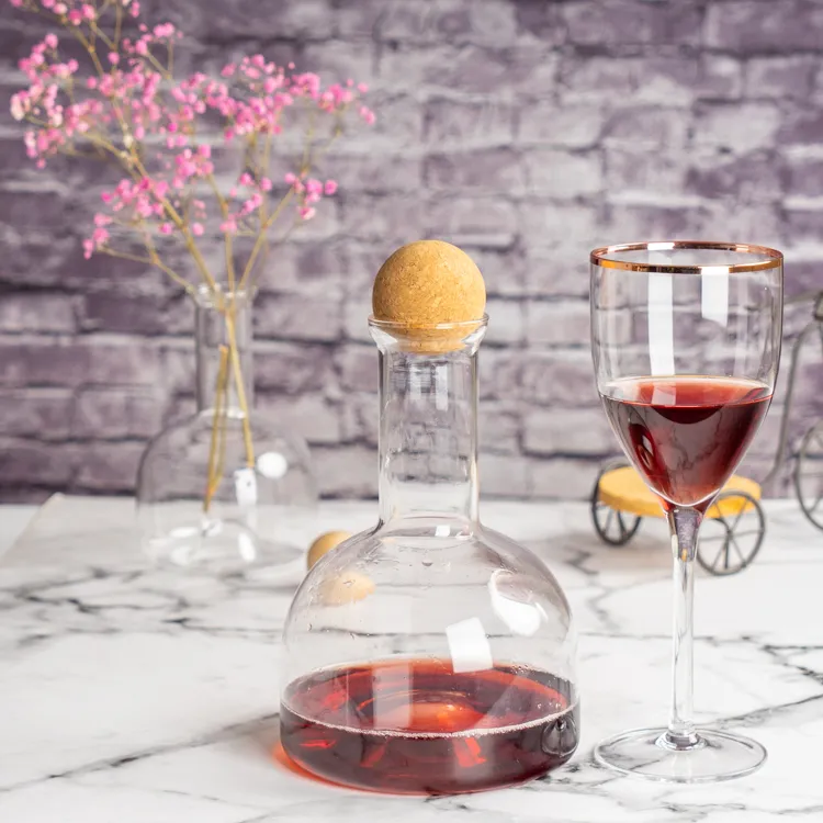 How to Choose the Right Wine Decanter? (Best Wine Decanter) - Timothy De  Clue Collection
