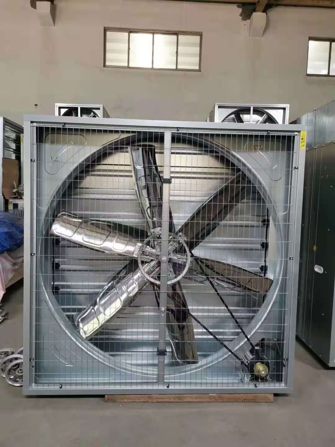 Ventilateur à turbine industriel monté sur le toit pour ventilateurs à flux  axial d'atelier