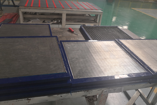 Wedge Wire Polyurethane Screen for Mineral Dewatering